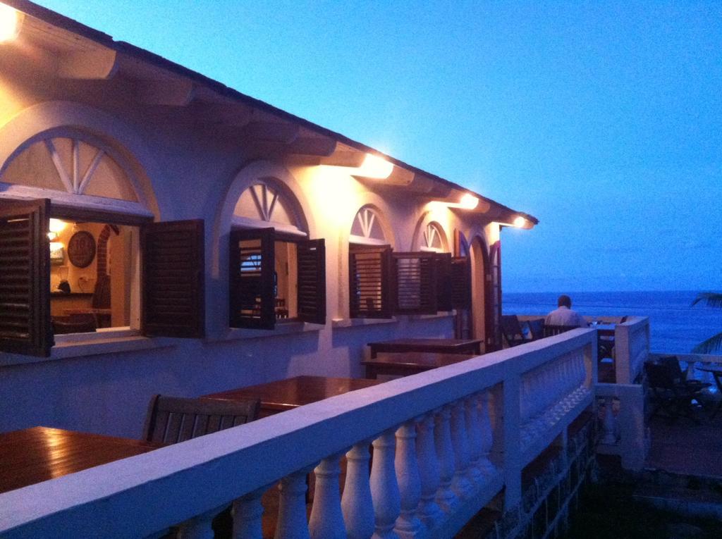 Round House Hotel Bathsheba ภายนอก รูปภาพ